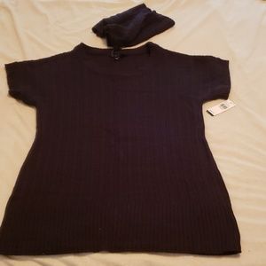 Short sleeve sweater